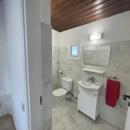 Cosy Refurbished Centre Limassol